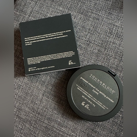 Pressed Face Powder Setting Translucent Blurring Finishing ;Vegan, Cruelty Free - Picture 5 of 5